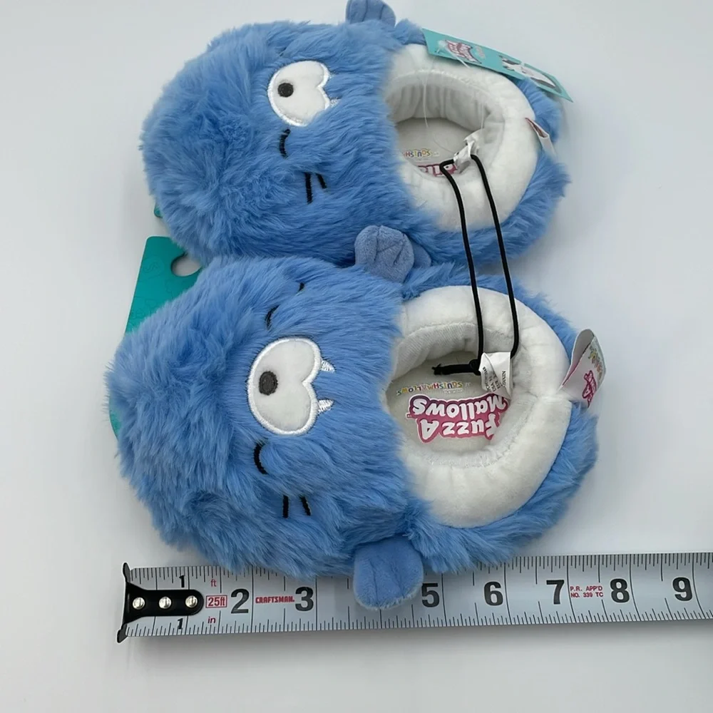 Squishmallows Slippers Jazwares FuzzAMallows Harvey Walrus Slippers - Girls 9-10